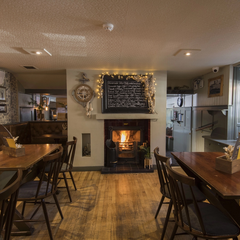 FISHERMAN'S TAVERN